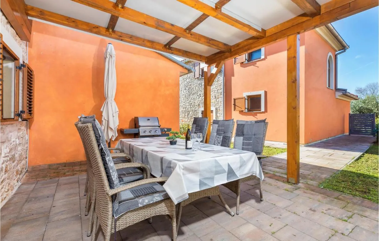 4 Bedroom Gorgeous Home In Vodnjan Casa de Férias