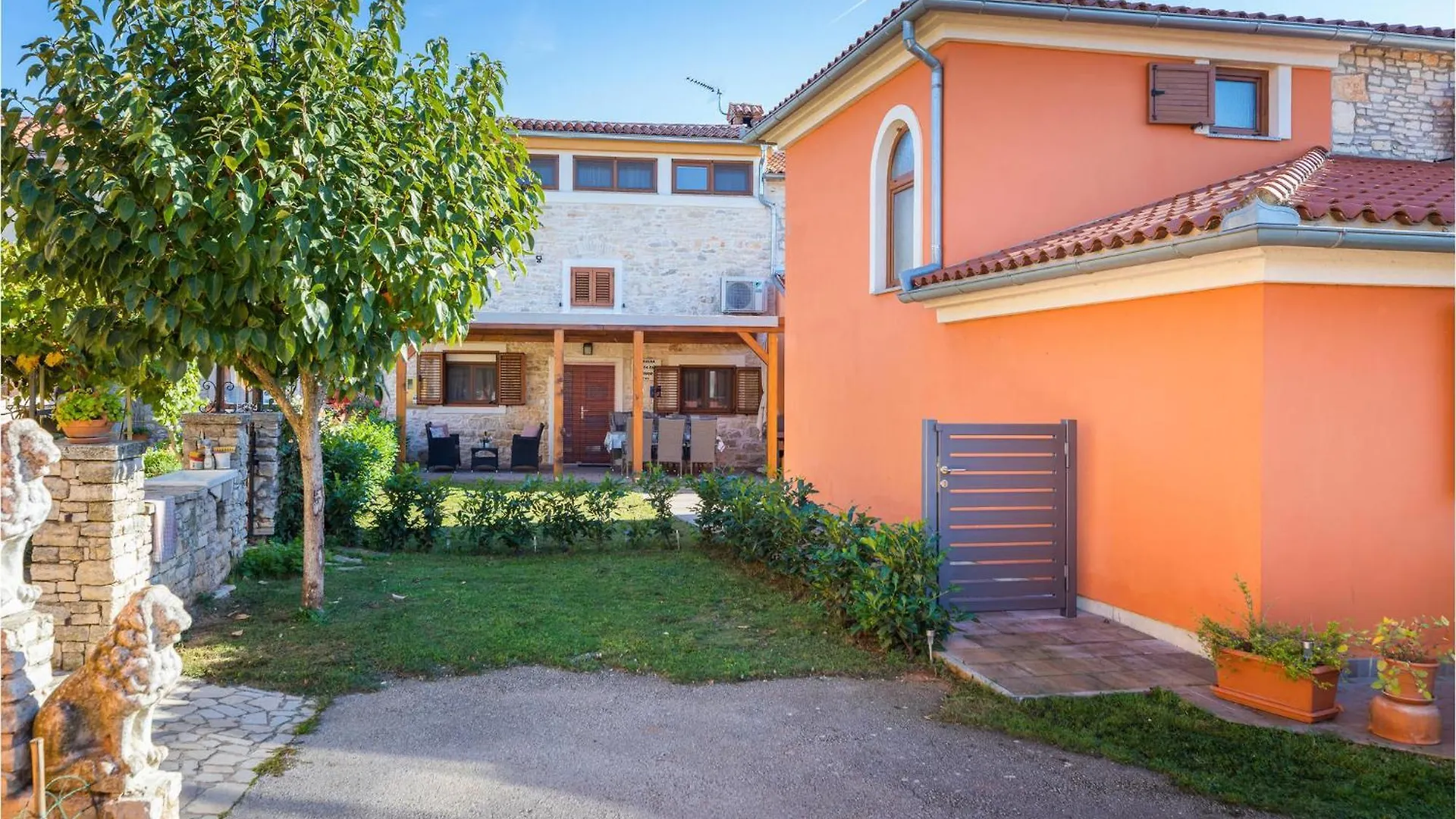 4 Bedroom Gorgeous Home In Vodnjan